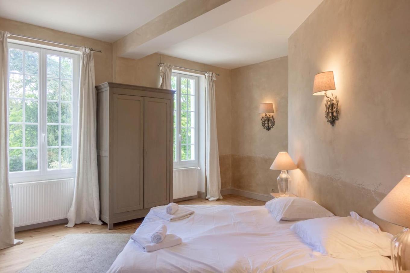 Maison Chaleureuse De 4 A 12 Personnes Neuville-aux-Bois Ngoại thất bức ảnh