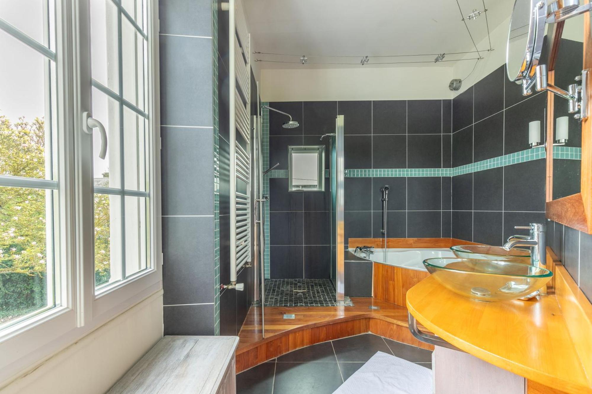 Maison Chaleureuse De 4 A 12 Personnes Neuville-aux-Bois Ngoại thất bức ảnh