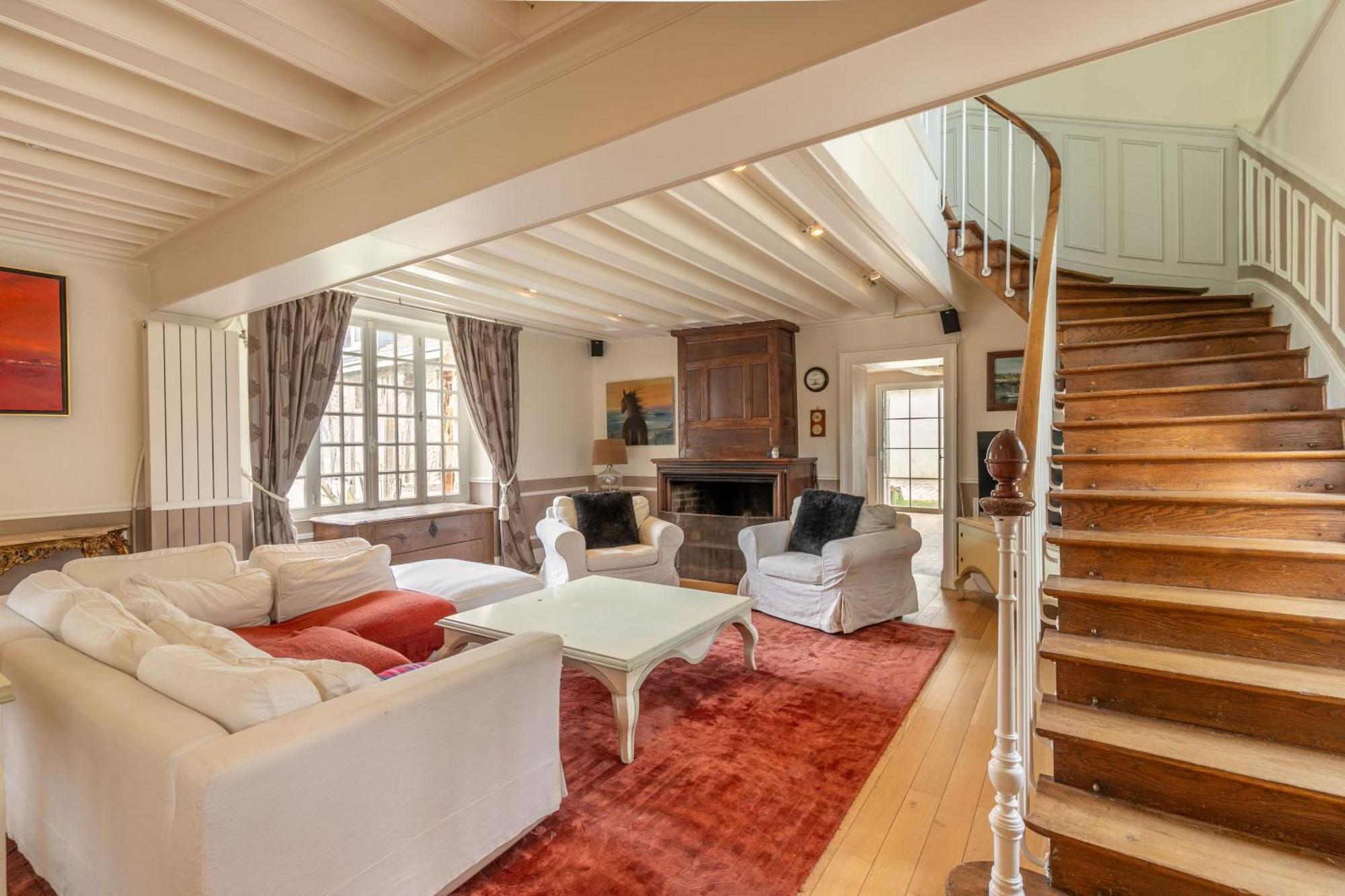 Maison Chaleureuse De 4 A 12 Personnes Neuville-aux-Bois Ngoại thất bức ảnh